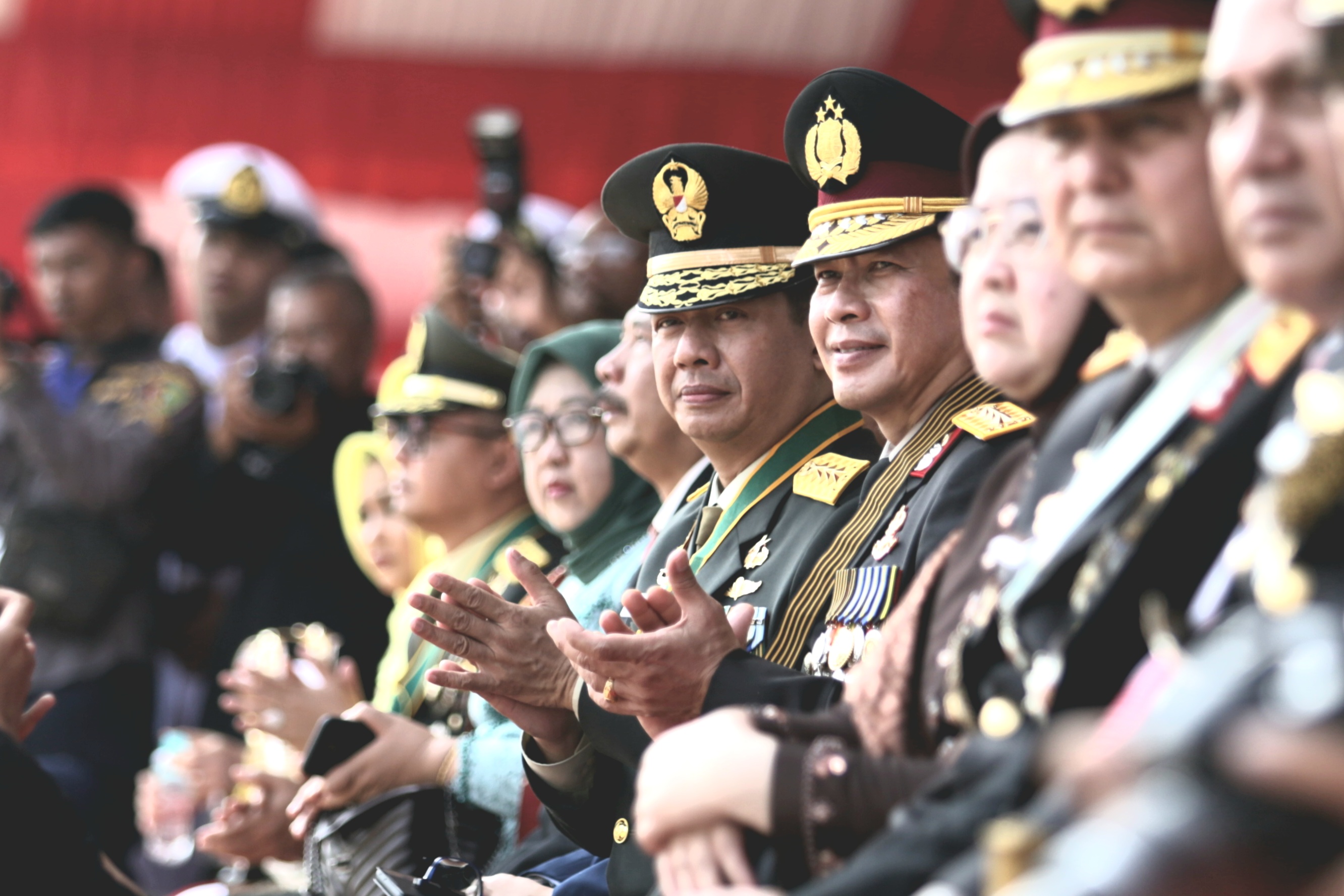 Kepala BNPB Letjen TNI Suharyanto, S.Sos., M.M. menghadiri upacara peringatan Hari Ulang Tahun (HUT) ke-78 Tentara Nasional Indonesia (TNI) yang dihelat di Monumen Nasional, Jakarta, Kamis (5/10). 
